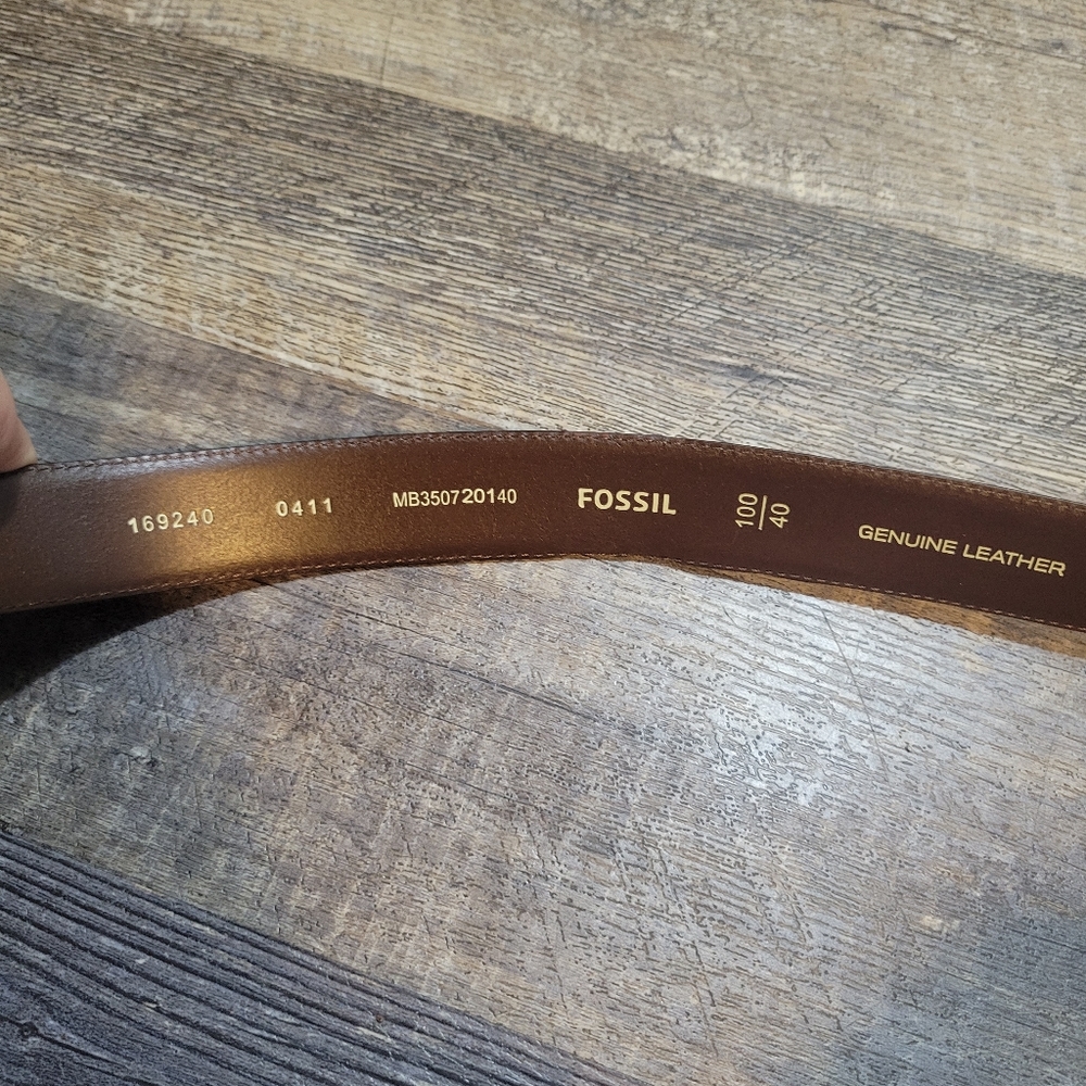 Fossil mens leather belt - Picture 2 of 6